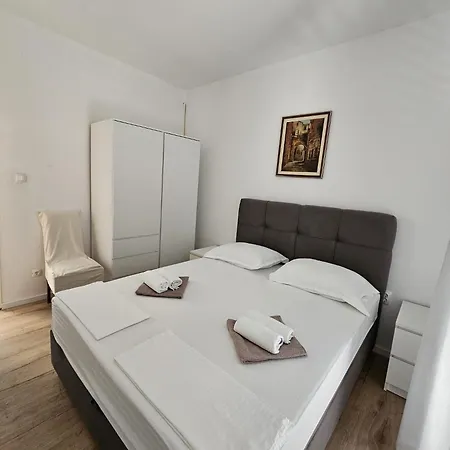 Nada * Sućuraj